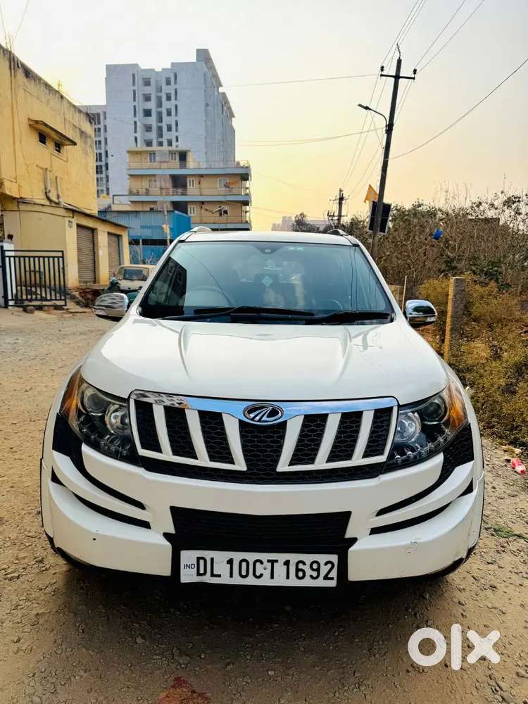 Mahindra Xuv500 2015