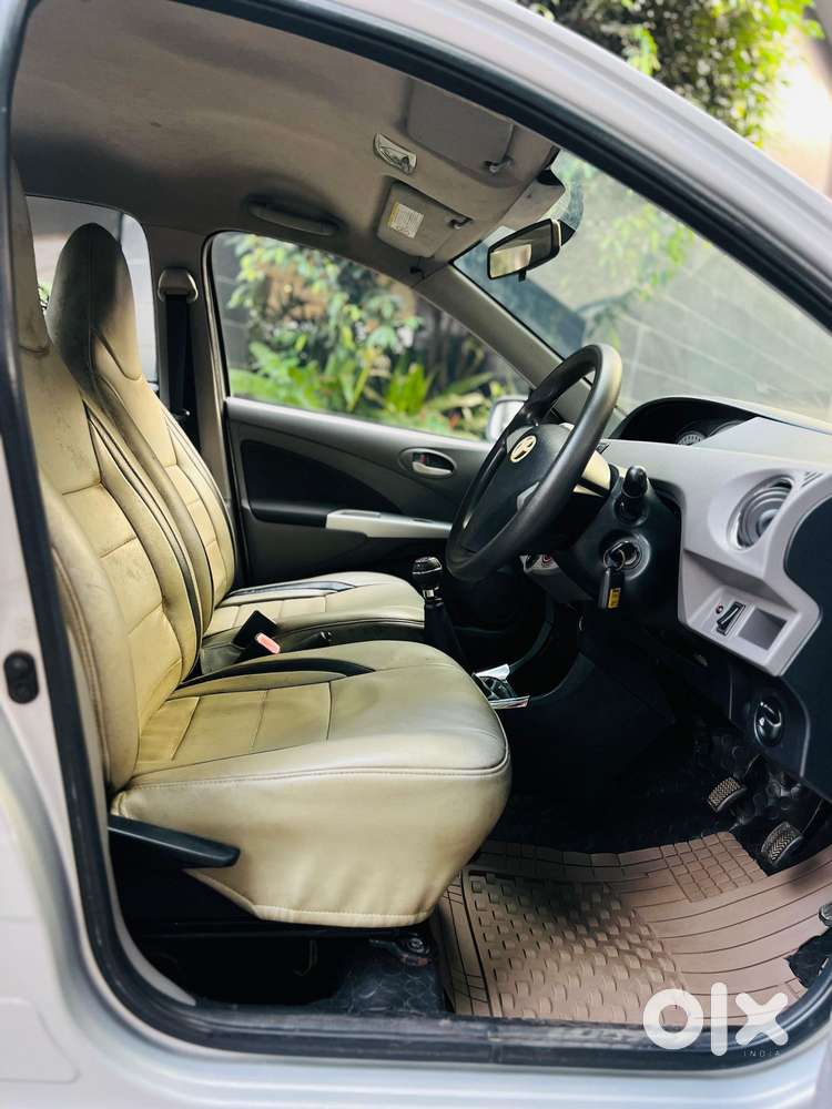 Toyota Etios 2010-2012 V, 2011, Petrol