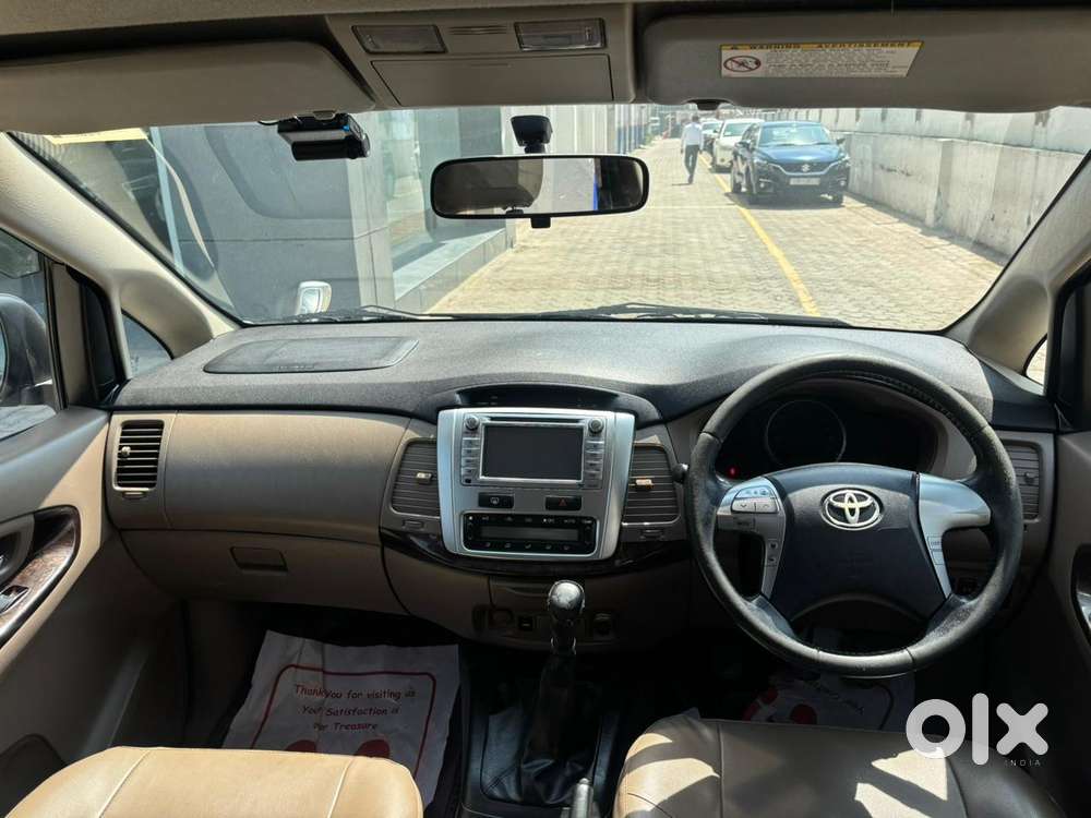 Toyota Innova 2.5 Vx 7 Str Bs-iii, 2015