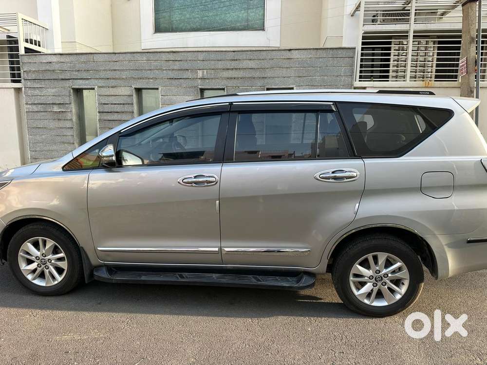 Toyota Innova Crysta 2.4 Gx Mt 8s, 2018, Diesel