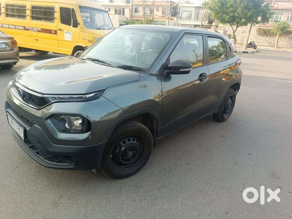 Tastefully Modified Very Well Maintained Car