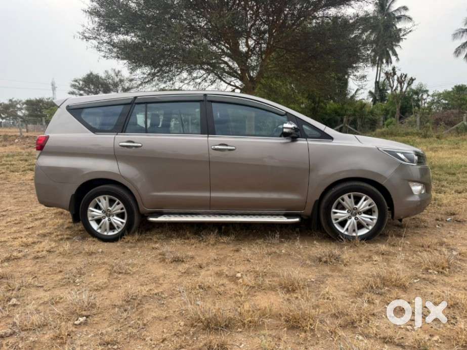 Toyota Innova Crysta 2.4 Z 7 Str, 2016, Diesel