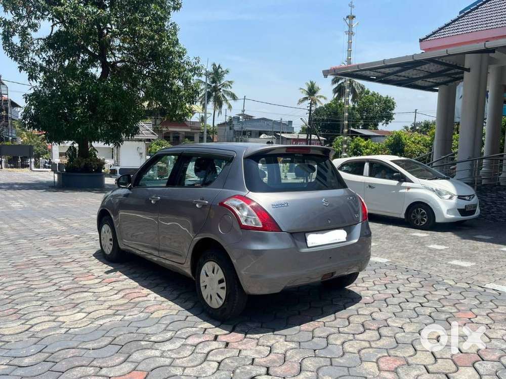 Maruti Suzuki Swift Vxi + Manual, 2014, Petrol