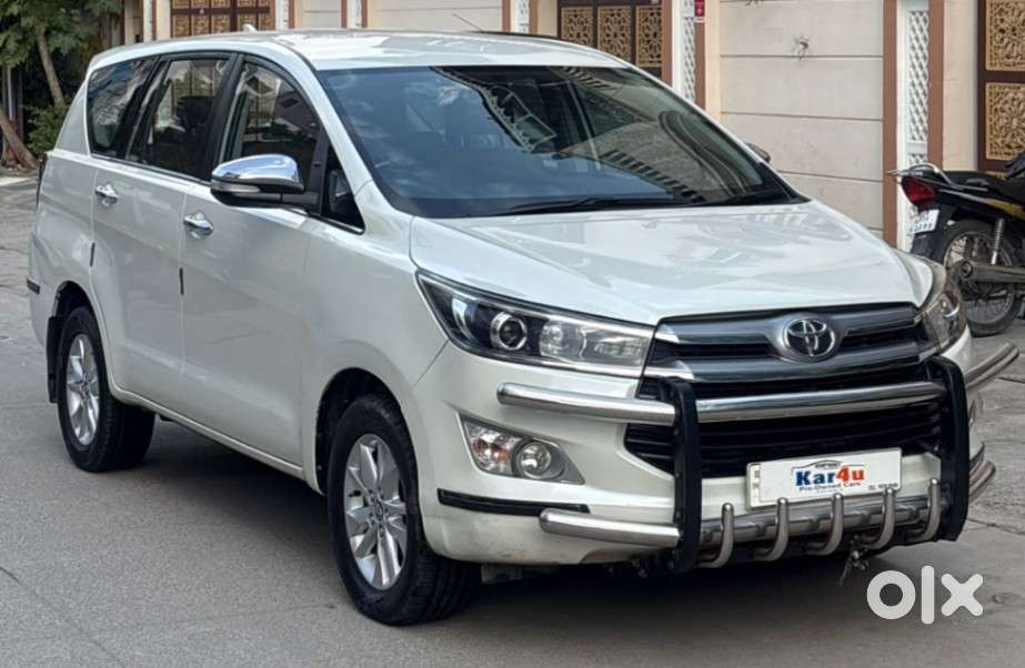 Toyota Innova Crysta 2.8z Automatic, 2017, Diesel
