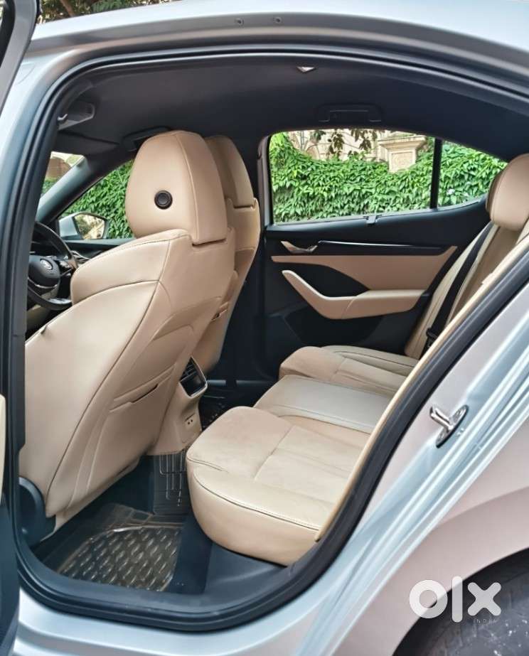 Skoda Octavia 2.0 L K Tsi At, 2022, Petrol