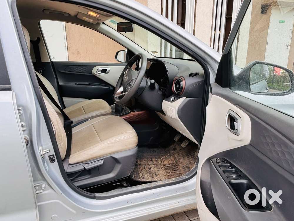 Hyundai Aura Sx 1.2 Cng, 2024