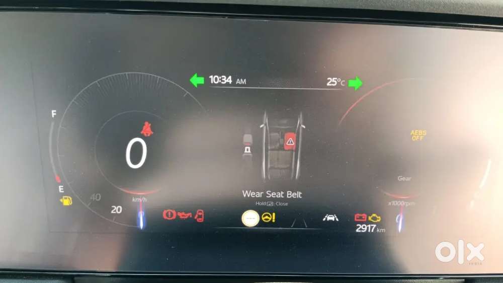 Mahindra Xuv700 Petrol 2025