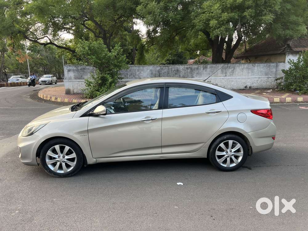 Hyundai Verna 1.6 Sx Vtvt (o) At, 2011, Petrol