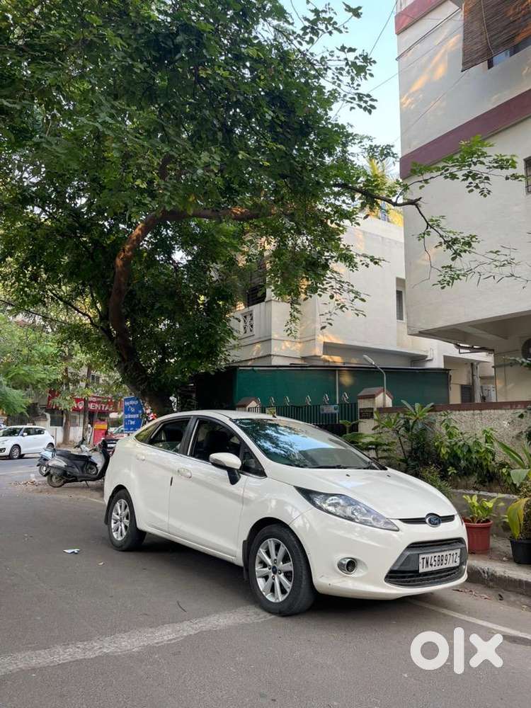 Ford Automatic Petrol 2012
