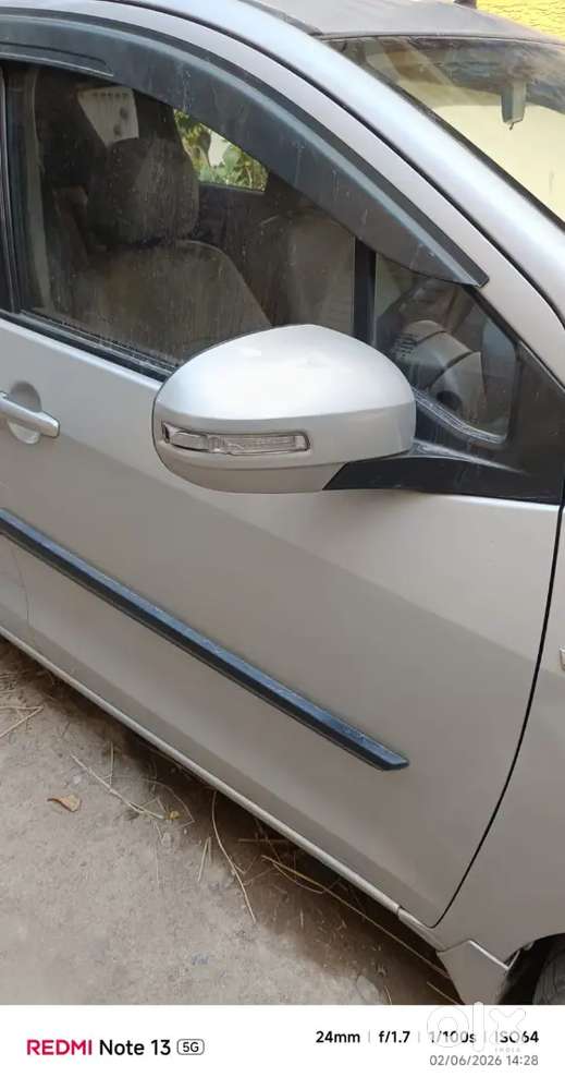 Maruti Suzuki Ertiga Vxi 2014