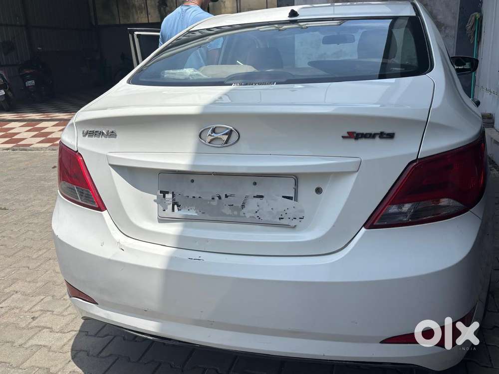 Hyundai Verna Transform 1.6 Vtvt Audio, 2016, Petrol