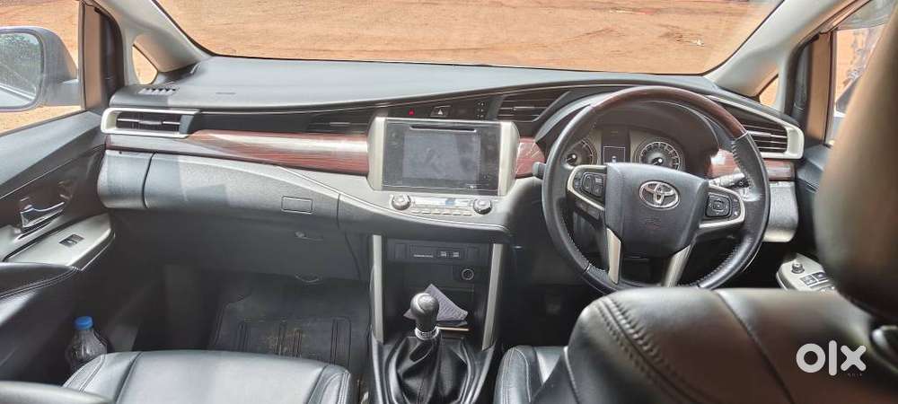 Toyota Innova Crysta 2.4 V 8 Str, 2018, Diesel