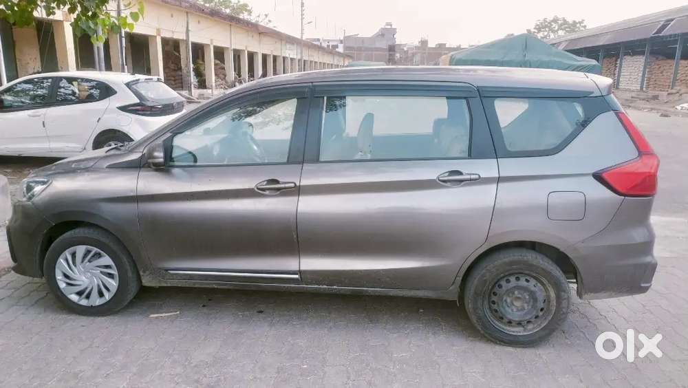 Maruti Suzuki Ertiga 2022 Cng & Hybrids 105650 Km Driven