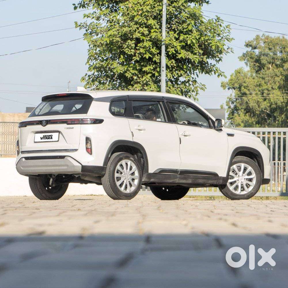 Maruti Suzuki Grand Vitara 1.5 Sigma Smart Hybrid, 2024, Petrol