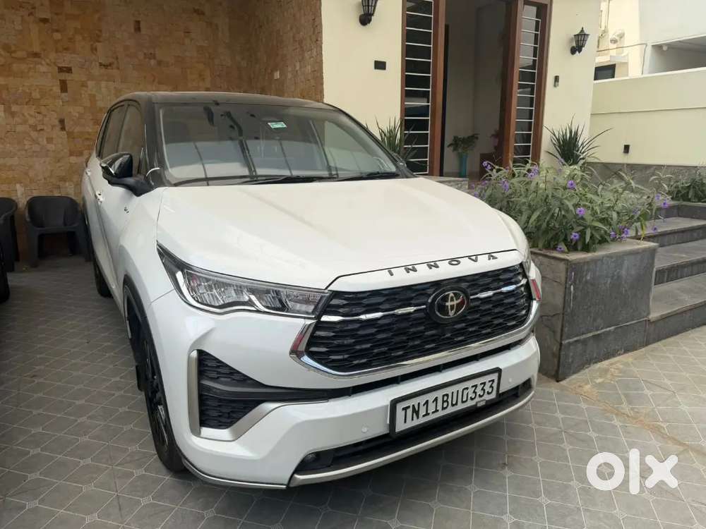Toyota Innova Hycross Exclusive Edition 2025 Petrol 2300 Km Driven