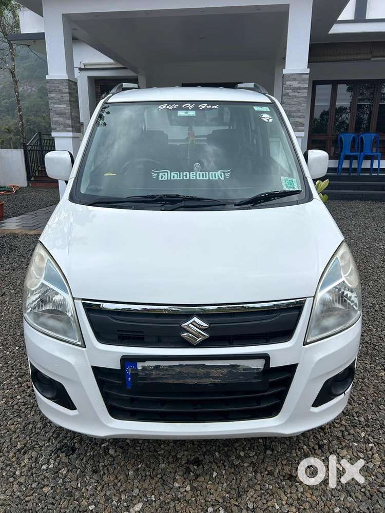 2016 Maruti Suzuki Manual Petrol Car