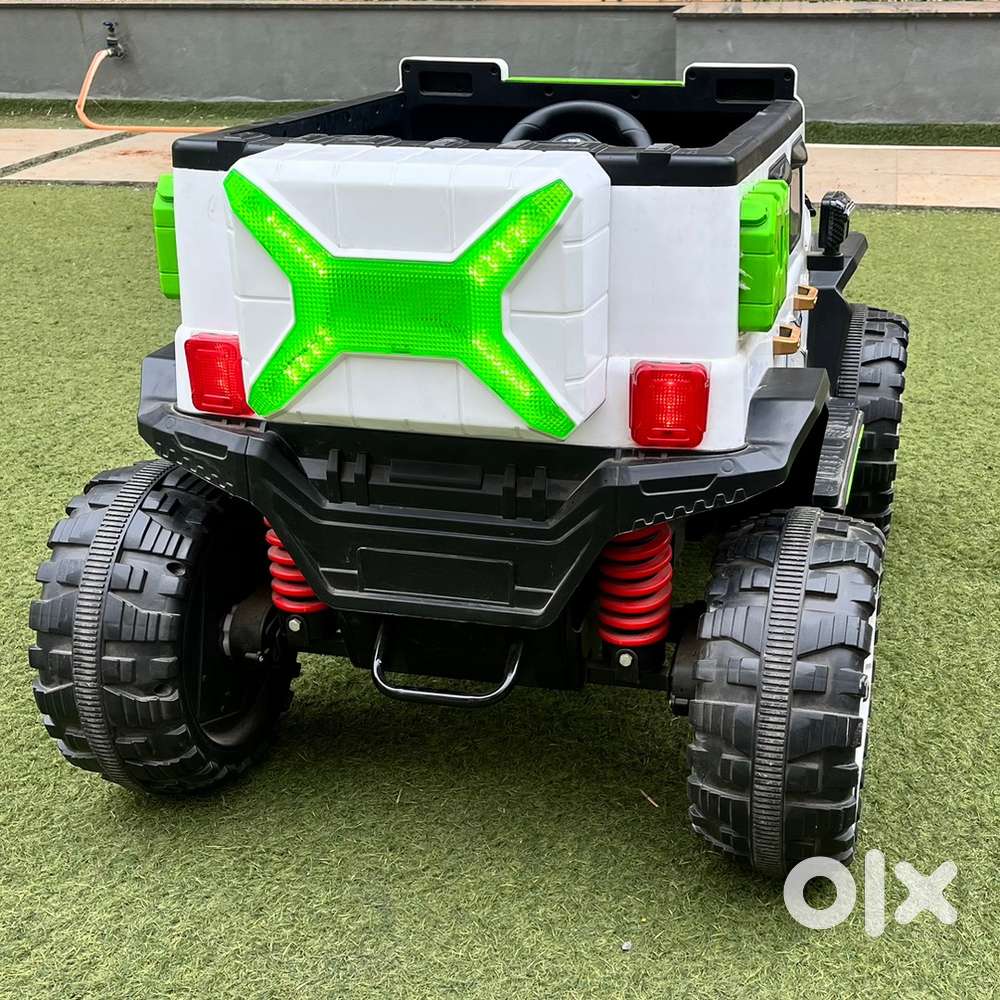 Kids SUV ride on car electric rechargeable - Photo 3