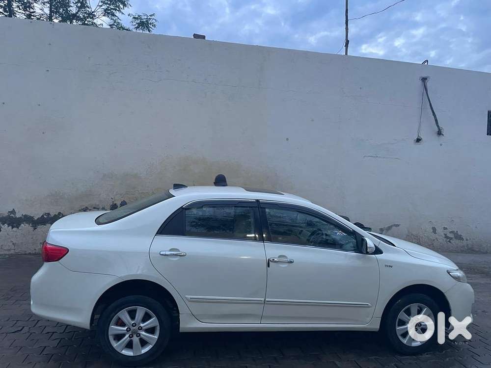 Toyota Corolla Altis 2010 Petrol Good Condition