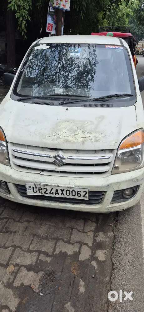 Cng Pass Engine Good Condition  New Tyre Chalne M Ek Dum Bdiya