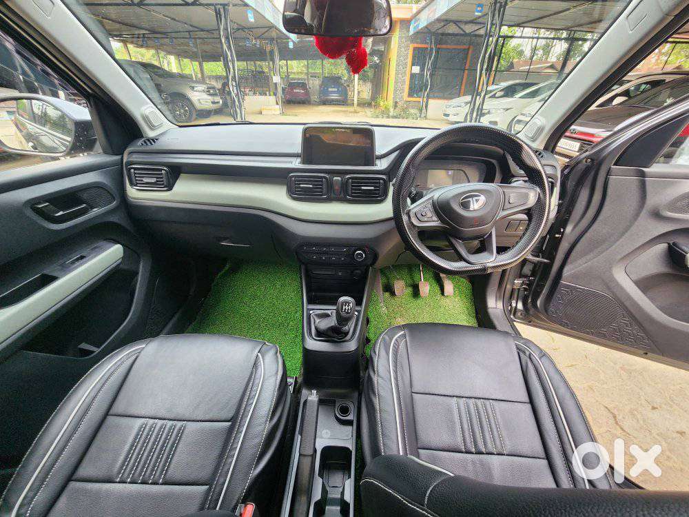 Tata Punch 1.2 Revotron Adventure Rhythm Pack Mt, 2025, Petrol