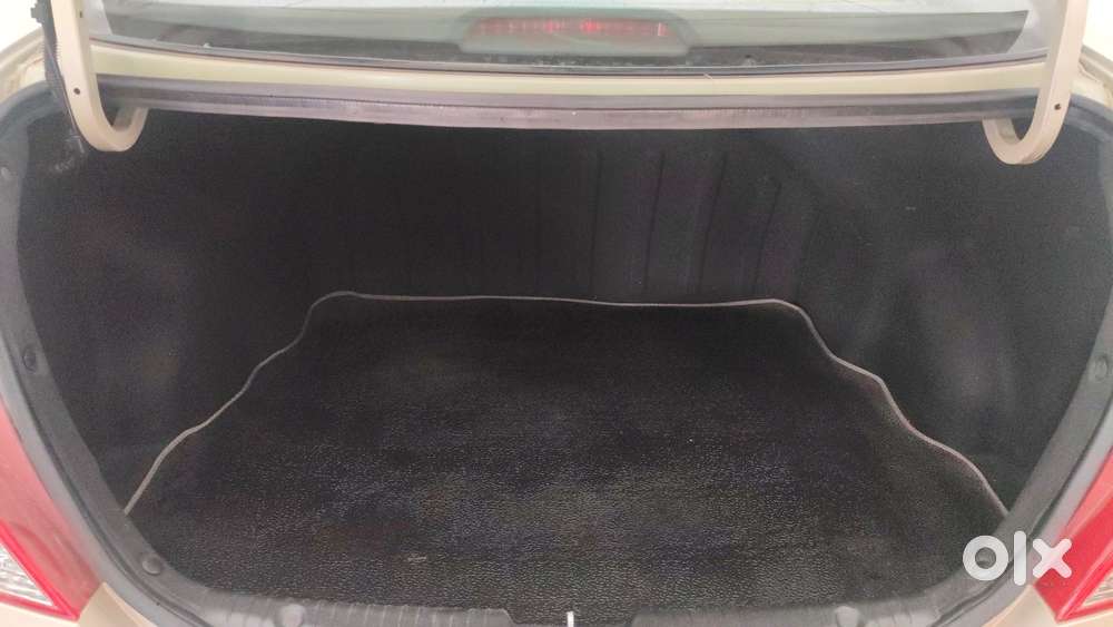 Hyundai Verna Fluidic 1.6 Vtvt Sx, 2012, Petrol