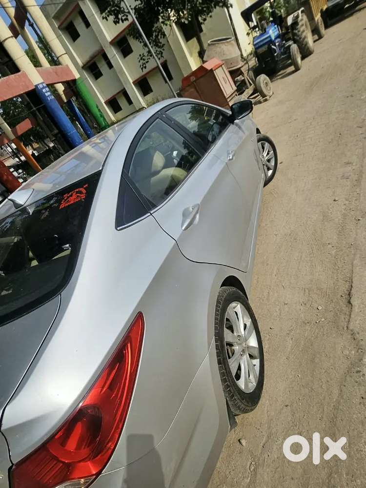 Hyundai Verna