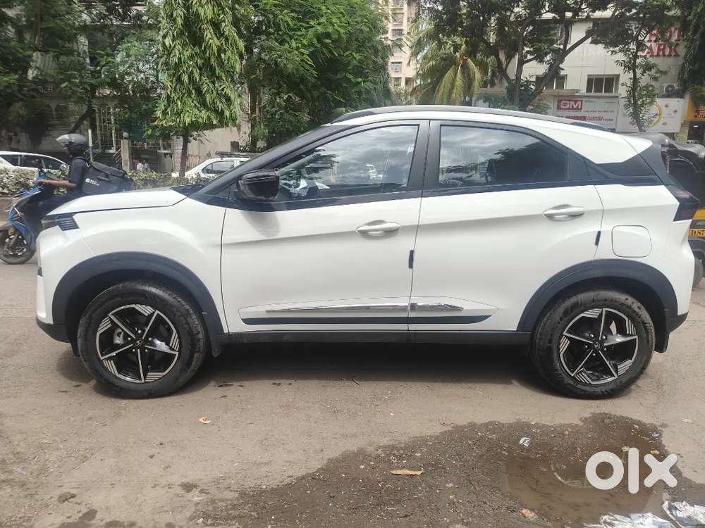 Tata Nexon Creative Cng 2025