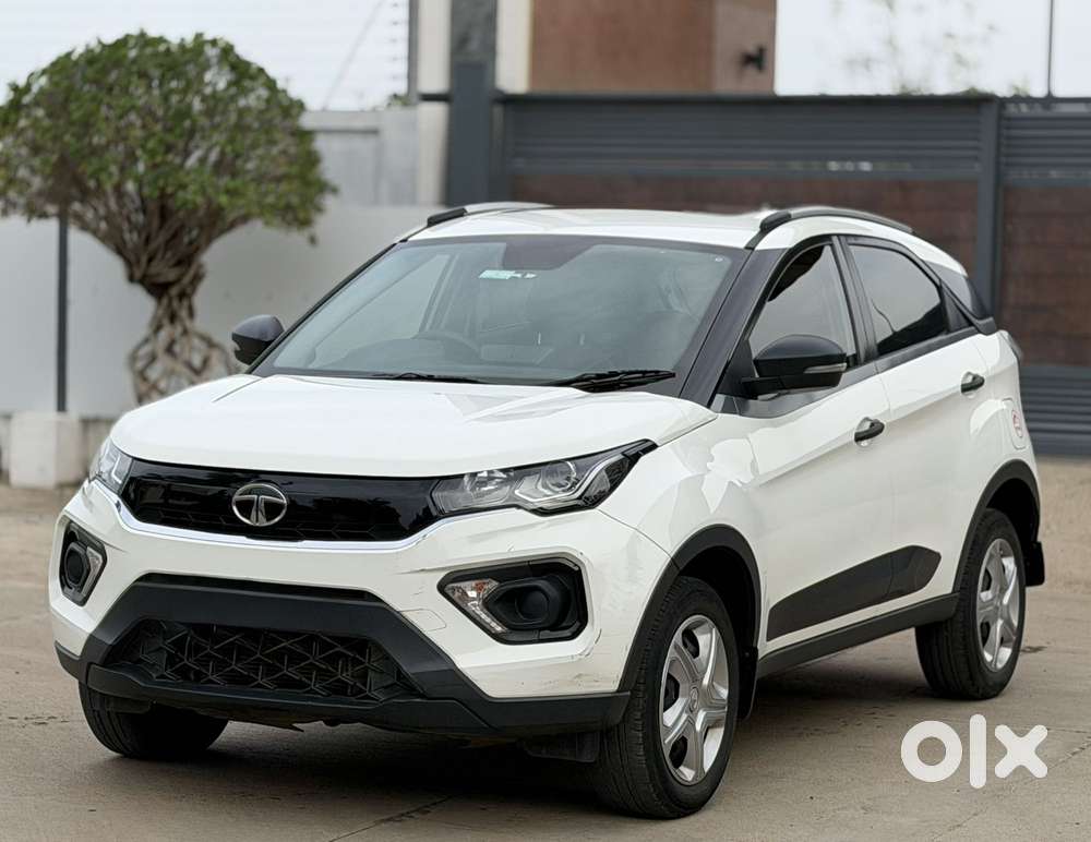 Tata Nexon 1.2 Revotron Xm (s), 2021, Petrol
