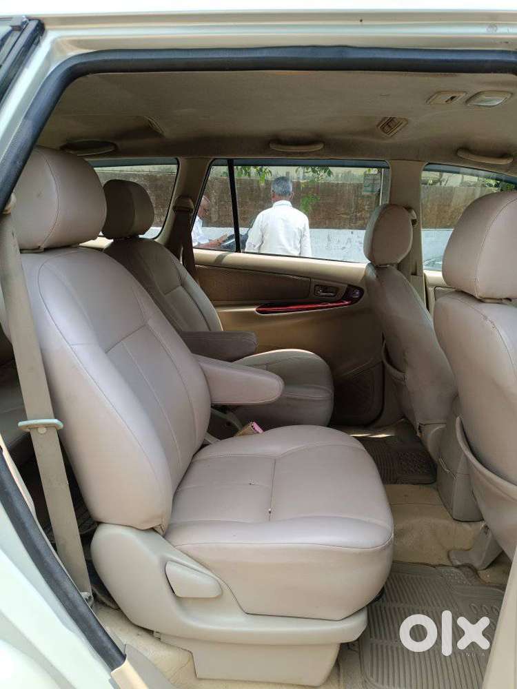 Toyota Innova 2.5 V 7 Str, 2005, Diesel