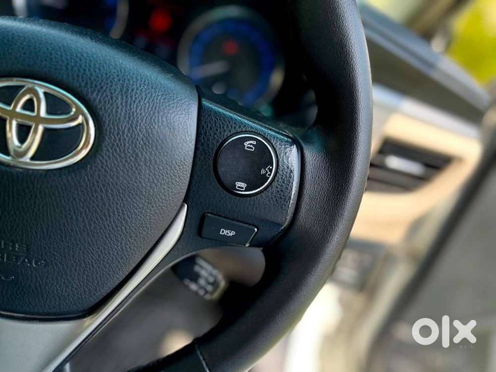 Toyota Corolla Altis 2013-2017 Vl At, 2015, Petrol