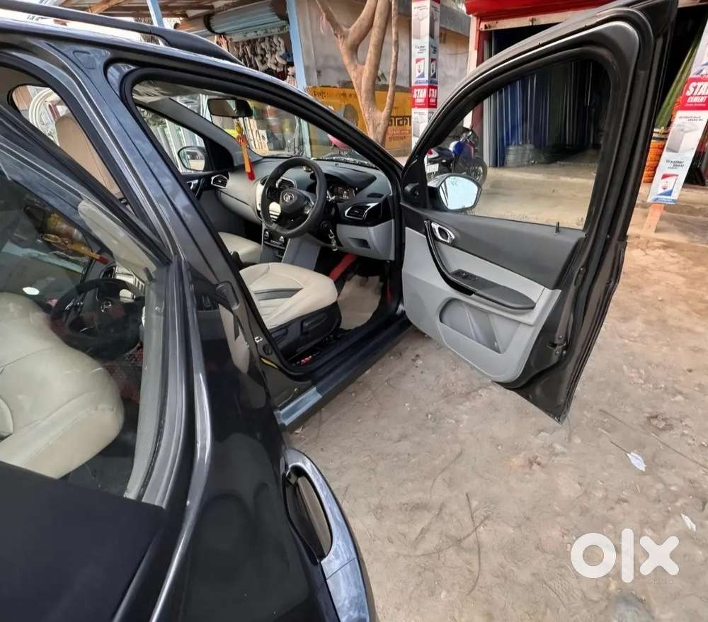 Tata Tiago 2021 Top Model