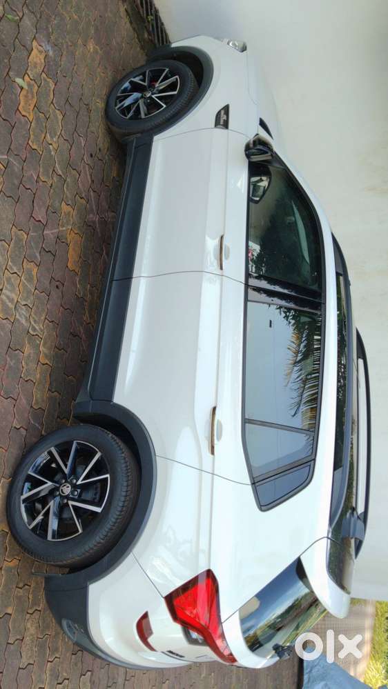 Skoda Kushaq 1.5 Tsi Dsg Monte Carlo 2024 White Colour Turbo Petrol