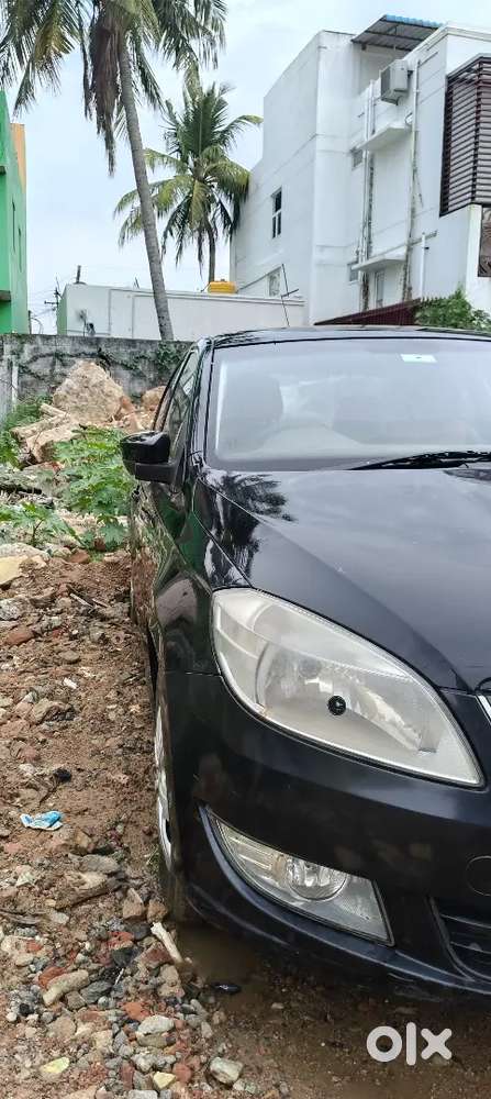 Skoda Rapid Ambition 1.5 Tdi | 2012 | 2nd Owner | Diesel | ₹2.10 La