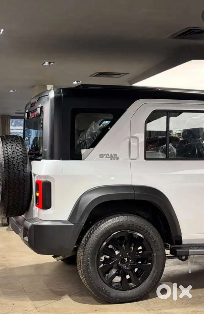 Mahindra Thar Roxx Star ⭐ Edition Diesel 2026