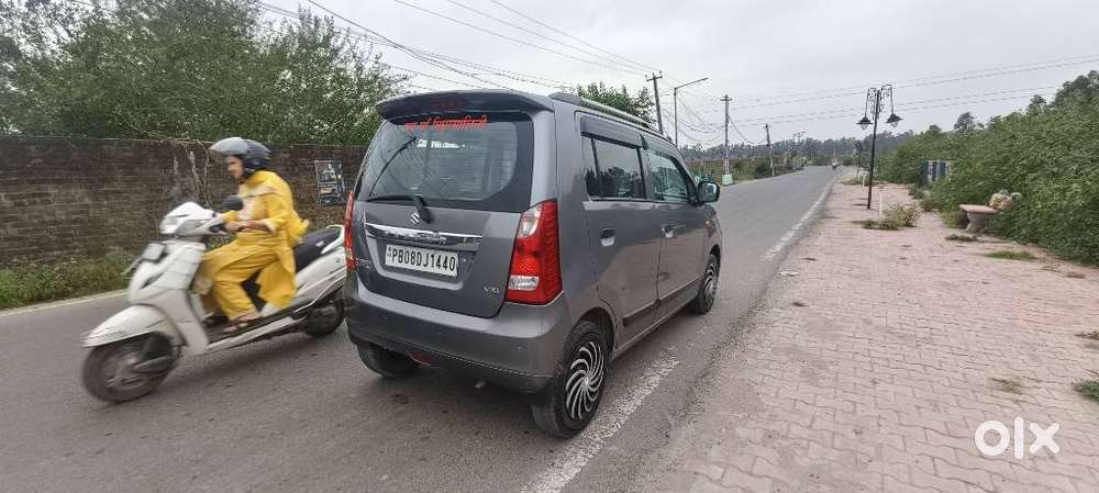 Maruti Suzuki Wagon R Vxi 1.0, 2016, Petrol