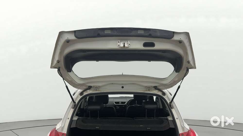 Maruti Suzuki Swift 1.2 Lxi (o), 2017, Petrol