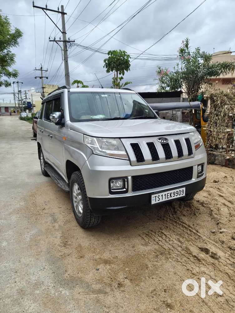 Mahindra Tuv 300 2017 T8