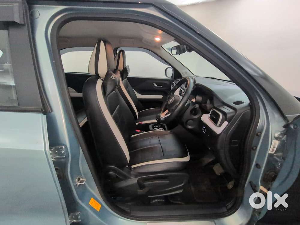 Tata Punch 1.2 Revotron Creative Amt Dual Tone, 2023, Petrol