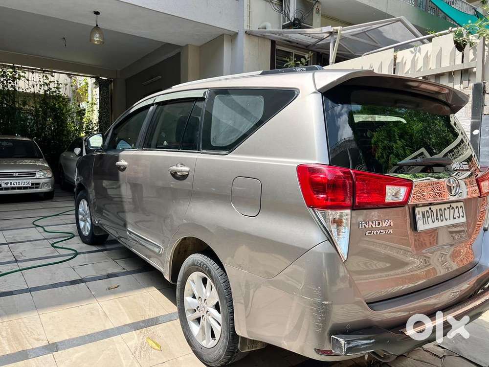 Toyota Innova Crysta 2020