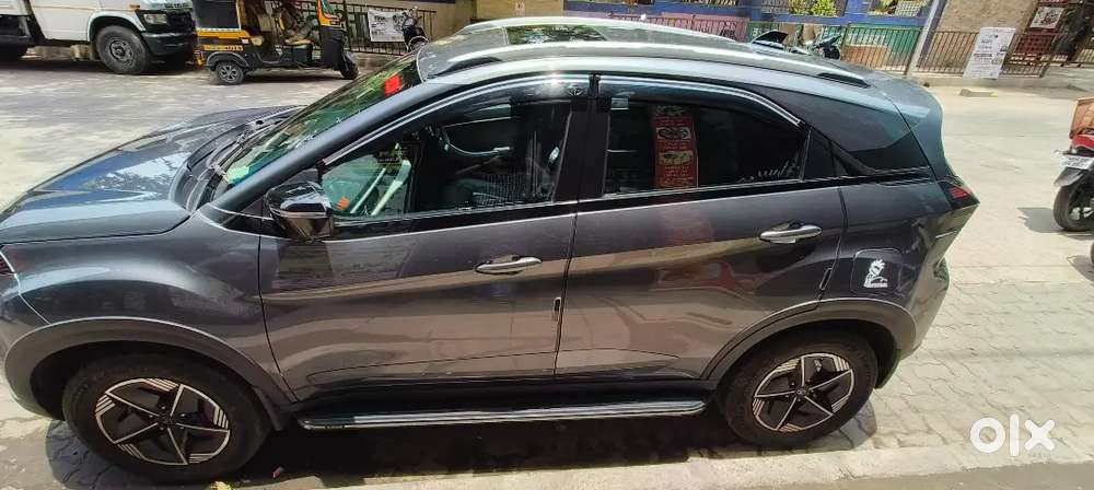Tata Nexon 2025 Petrol Well Maintained