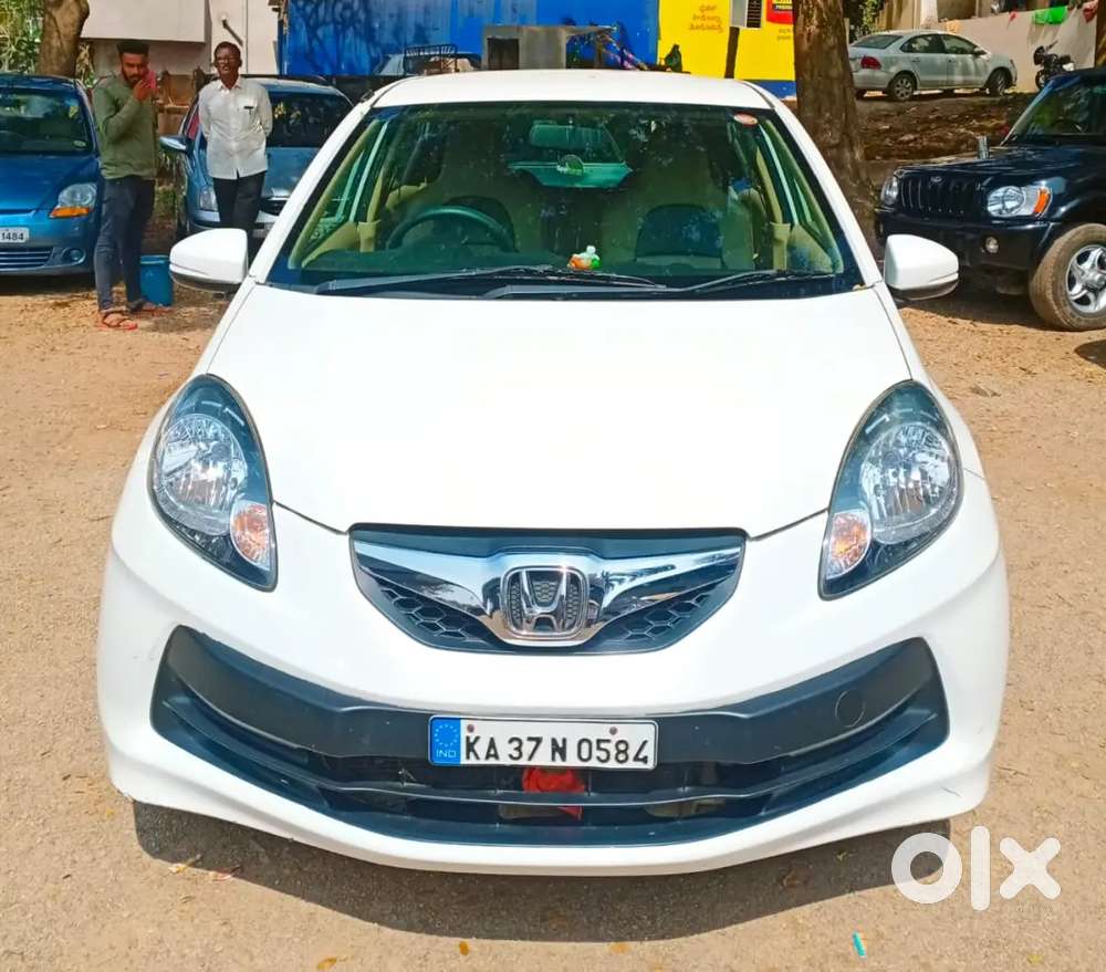 Honda Brio 2016 Petrol 690000 Km Driven
