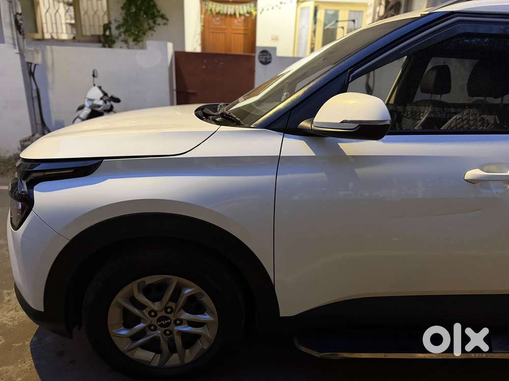 Maruti Suzuki Brezza 1.5 Zxi Plus At Smart Hybrid, 2023, Petrol