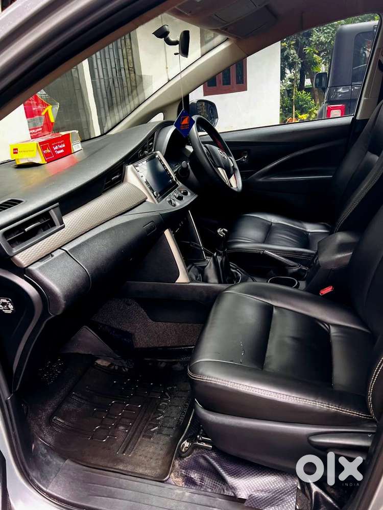 Toyota Innova Crysta 2.4 G Mt, 2021, Diesel