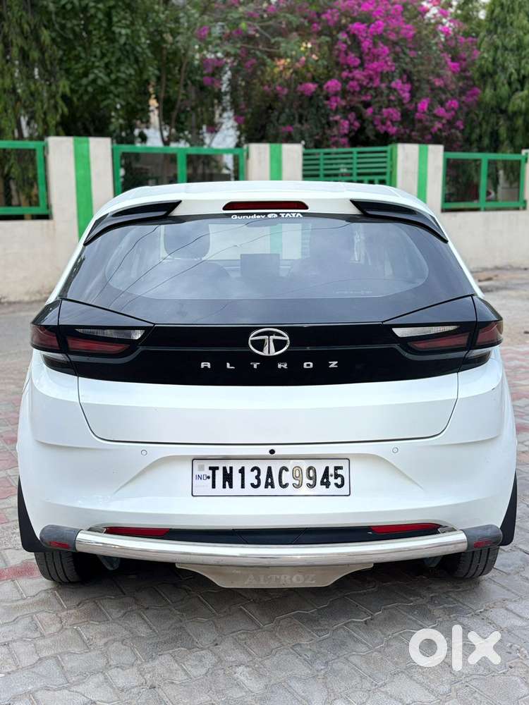 Tata Altroz Xe Petrol, 2024, Petrol