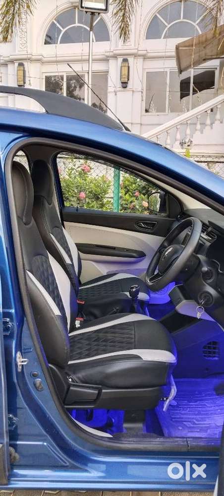 Renault Triber Rxt, 2023, Petrol