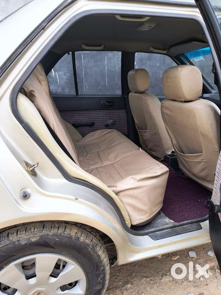 Maruti Suzuki Esteem Petrol 2004 Car