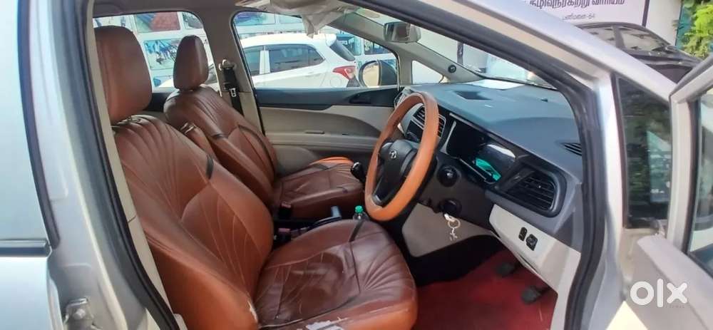 Mahindra Marazzo M2, 2021, Diesel