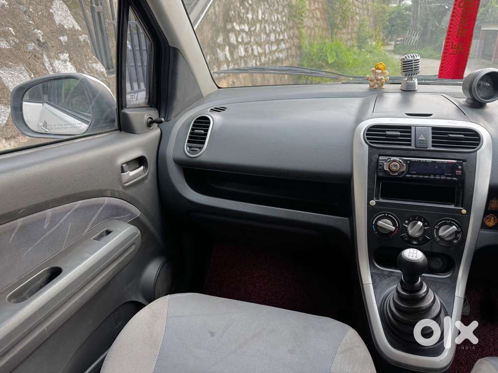 Maruti Suzuki Ritz Vxi, 2010, Petrol