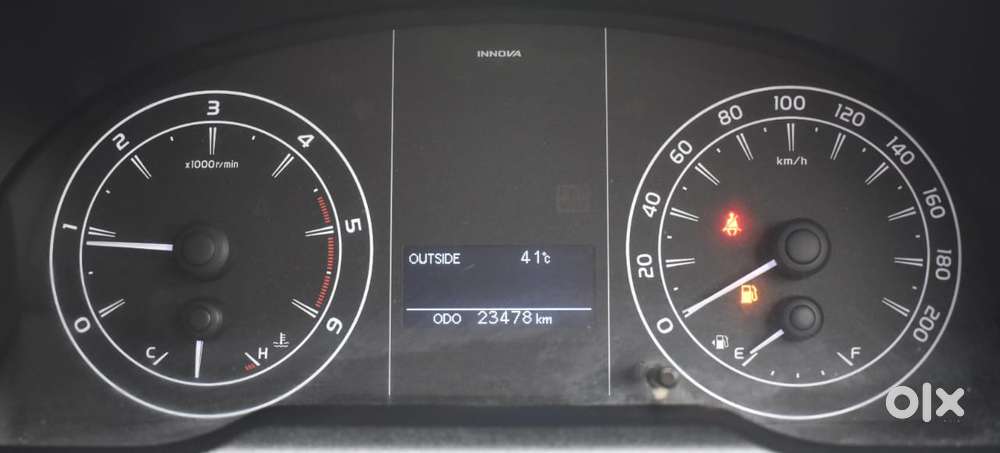 Toyota Innova Crysta [2020-ongoing] 2.4 Gx 7 Str, 2024, Diesel