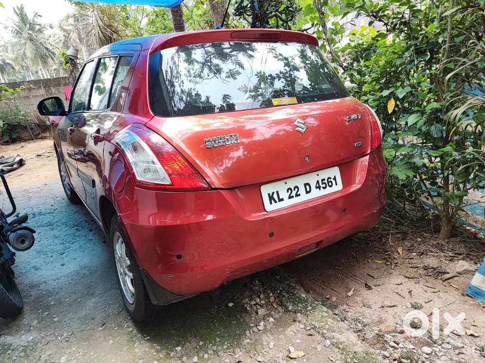 Maruti Suzuki Swift 2012 Diesel 126000 Km Driven